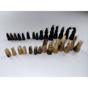 Vintage Chess Pieces (29) Carved From Antler Or Horn